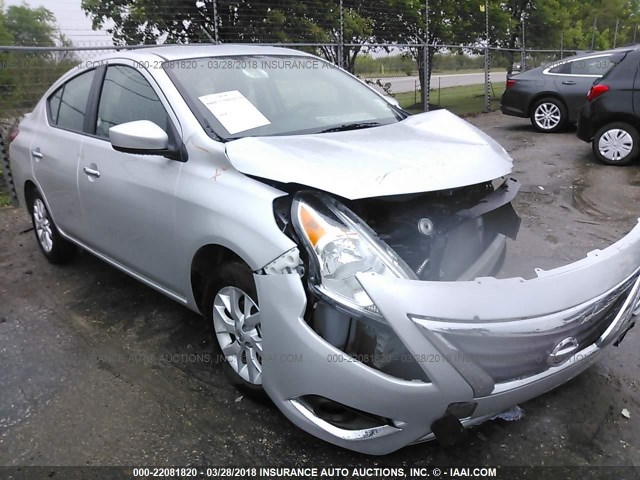 3N1CN7AP4JL819698 - 2018 NISSAN VERSA S/S PLUS/SV/SL SILVER photo 1