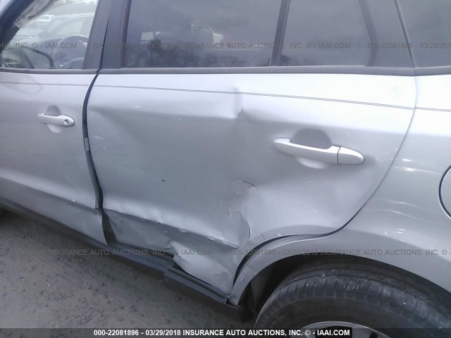 5NMSH4AG9AH339605 - 2010 HYUNDAI SANTA FE SE SILVER photo 6