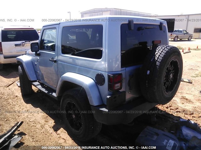 1C4AJWBG8CL195654 - 2012 JEEP WRANGLER SAHARA Light Blue photo 3