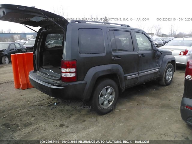 1J4PP2GK9BW559134 - 2011 JEEP LIBERTY SPORT GRAY photo 4