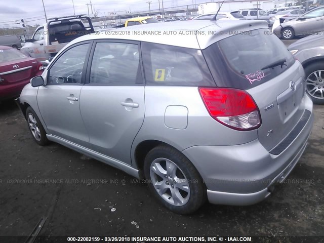 2T1KR32E93C129681 - 2003 TOYOTA COROLLA MATRIX XR SILVER photo 3