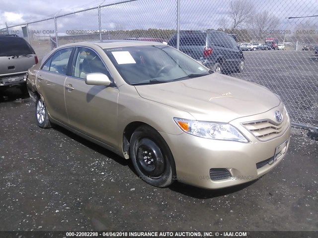 4T1BF3EK9BU204192 - 2011 TOYOTA CAMRY SE/LE/XLE Коричневый фото 1