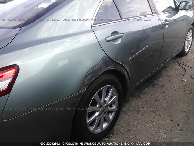 4T1BK3EK2BU628034 - 2011 TOYOTA CAMRY SE/LE/XLE Зеленый фото 6