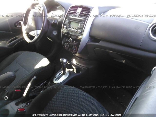 3N1CE2CP1FL404782 - 2015 NISSAN VERSA NOTE S/S PLUS/SV/SL/SR SILVER photo 5