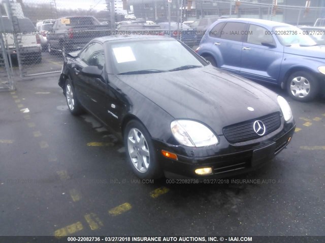 WDBKK47F6YF144373 - 2000 MERCEDES-BENZ SLK 230 KOMPRESSOR BLACK photo 1