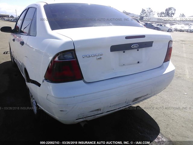 1FAFP34N87W222697 - 2007 FORD FOCUS ZX4/S/SE/SES 白色 照片 6