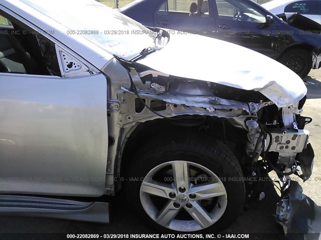 4T1BF1FK2EU394246 - 2014 TOYOTA CAMRY L/SE/LE/XLE SILVER photo 6