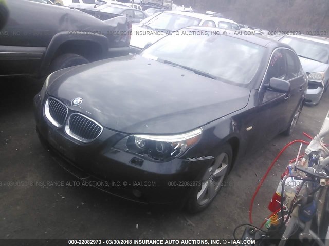 WBANF73506CU21077 - 2006 BMW 530 XI BLACK photo 2