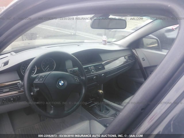 WBANF73506CU21077 - 2006 BMW 530 XI BLACK photo 5