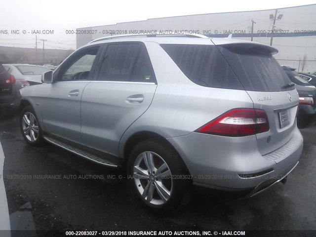 4JGDA5HB4CA033997 - 2012 MERCEDES-BENZ ML 350 4MATIC SILVER photo 3