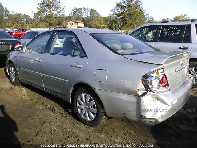 4T1BE32KX5U097472 - 2005 TOYOTA CAMRY LE/XLE/SE Gümüş foto 3