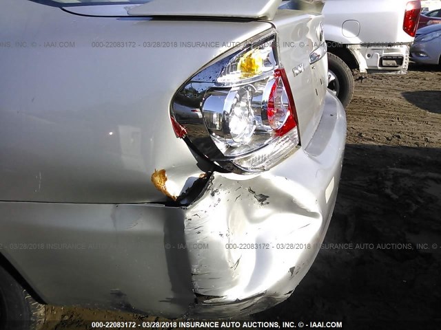 4T1BE32KX5U097472 - 2005 TOYOTA CAMRY LE/XLE/SE Gümüş foto 6