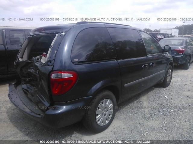 1A4GJ45R17B202123 - 2007 CHRYSLER TOWN & COUNTRY LX BLUE photo 4