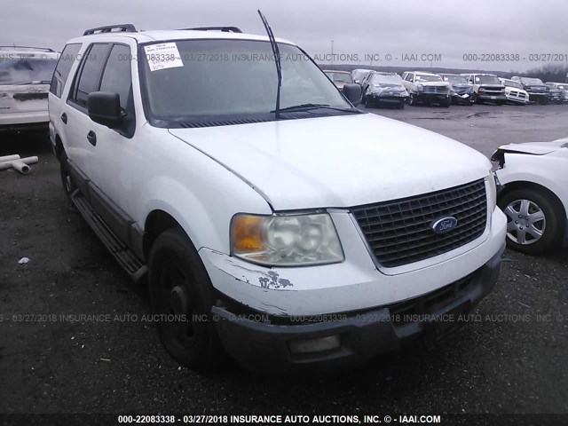 1FMPU15585LA81411 - 2005 FORD EXPEDITION XLT თეთრი ფოტო 6