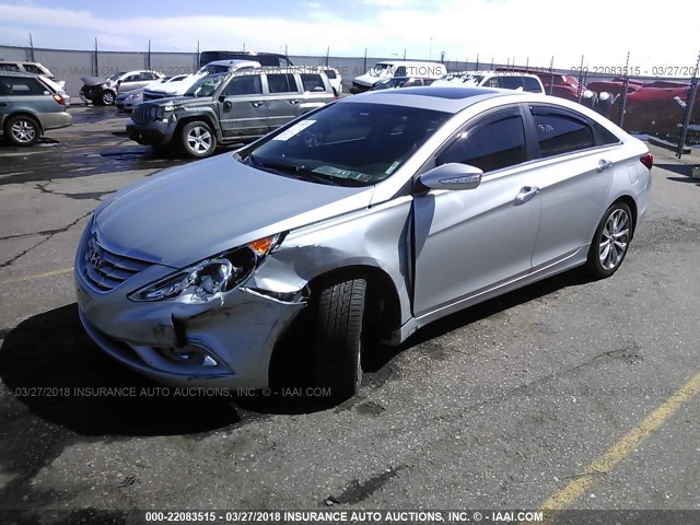 5NPEC4AB8BH192343 - 2011 HYUNDAI SONATA SE/LIMITED SILVER photo 2