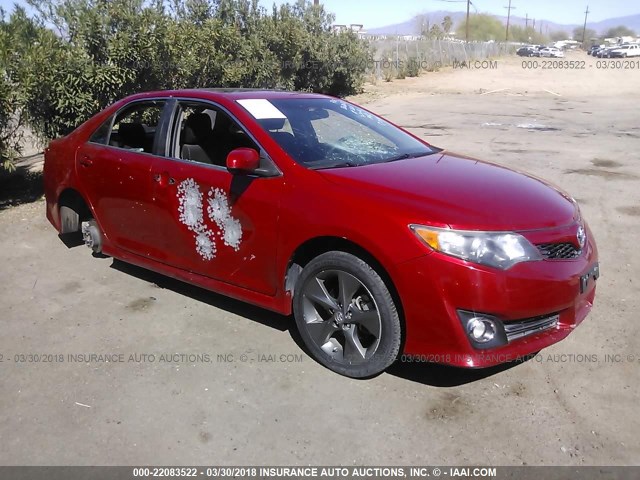 4T1BF1FK5CU622947 - 2012 TOYOTA CAMRY SE/LE/XLE Красный фото 1