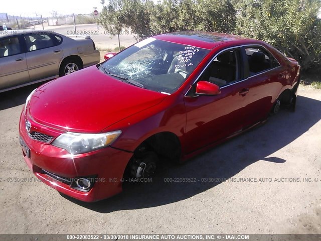 4T1BF1FK5CU622947 - 2012 TOYOTA CAMRY SE/LE/XLE RED photo 2