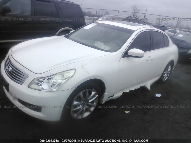 JNKCV61E39M310014 - 2009 INFINITI G37 JOURNEY/SPORT WHITE photo 2