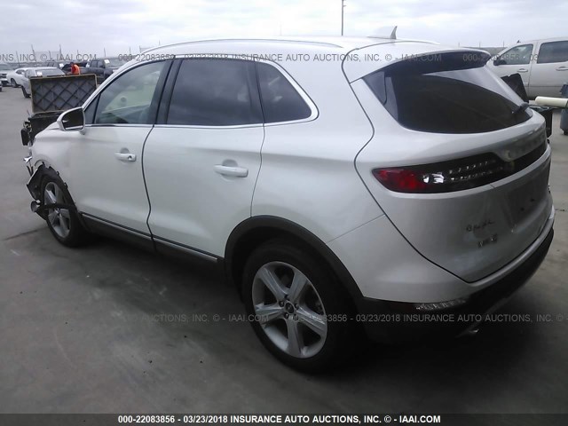 5LMCJ1A95FUJ24059 - 2015 LINCOLN MKC WHITE photo 3