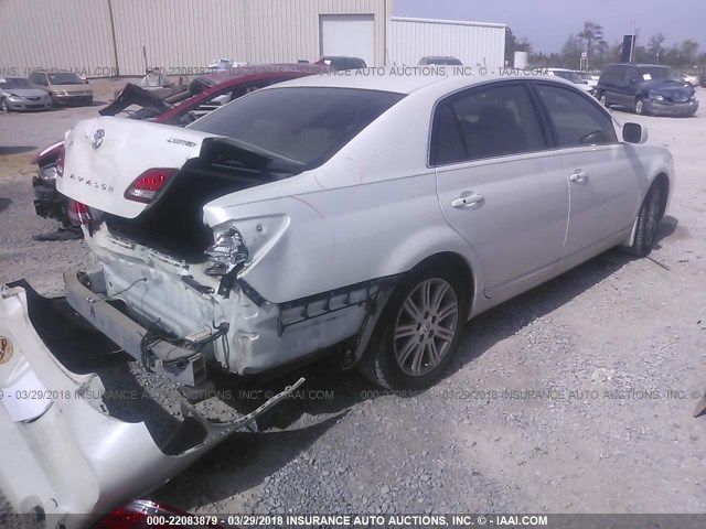 4T1BK36B67U222022 - 2007 TOYOTA AVALON XL/XLS/TOURING/LIMITED WHITE photo 4