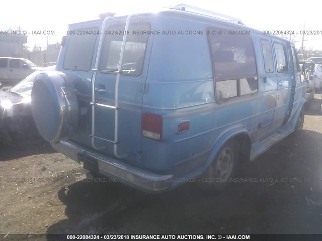 1GBEG25KXPF344082 - 1993 CHEVROLET G20 BLUE photo 4