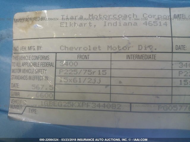 1GBEG25KXPF344082 - 1993 CHEVROLET G20 BLUE photo 9