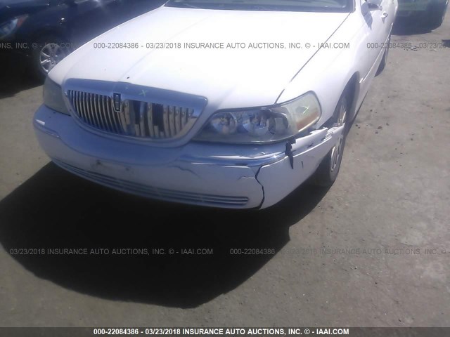 1LNHM81W74Y659639 - 2004 LINCOLN TOWN CAR EXECUTIVE/SIGNATURE თეთრი ფოტო 6
