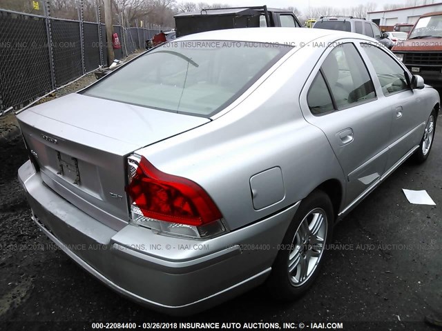 YV1RS592262534997 - 2006 VOLVO S60 2.5T SILVER photo 4