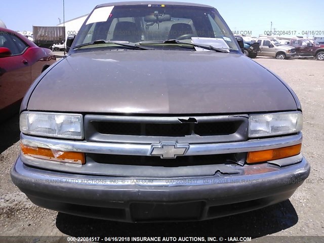 1GCCS19W5Y8173773 - 2000 CHEVROLET S TRUCK S10 TAN photo 6