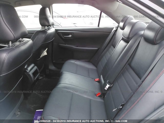 4T1BF1FK3GU164122 - 2016 TOYOTA CAMRY LE/XLE/SE/XSE BLACK photo 8