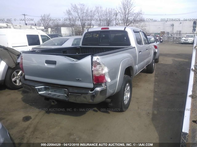5TEMU52N77Z468281 - 2007 TOYOTA TACOMA DOUBLE CAB LONG BED SILVER photo 4