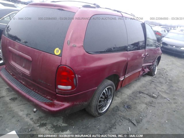 2B4GP44G7XR390746 - 1999 DODGE GRAND CARAVAN SE/SPORT RED photo 4