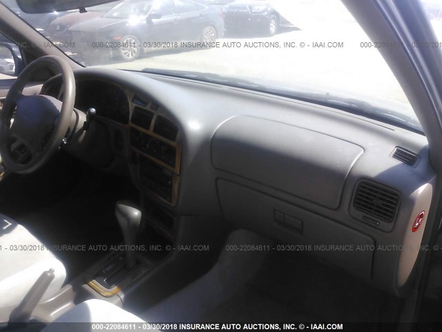 JT2BG12KXT0341587 - 1996 TOYOTA CAMRY DX/LE/XLE BLACK photo 5