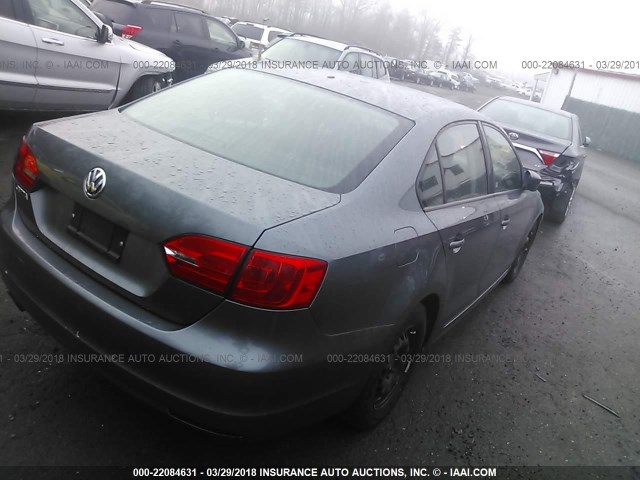 3VW2K7AJ8BM030797 - 2011 VOLKSWAGEN JETTA S 灰色 照片 4