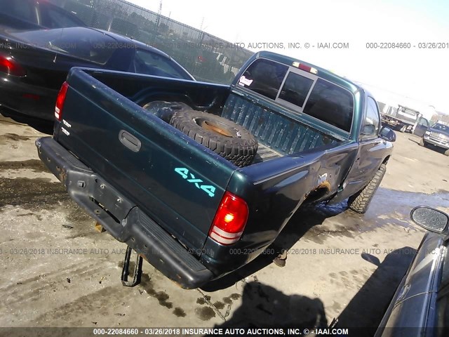 1B7GG26YXVS310350 - 1997 DODGE DAKOTA GREEN photo 4