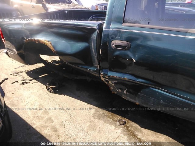 1B7GG26YXVS310350 - 1997 DODGE DAKOTA GREEN photo 6