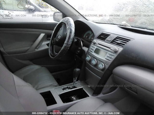 4T1BE46K78U217572 - 2008 TOYOTA CAMRY CE/LE/XLE/SE BLACK photo 5