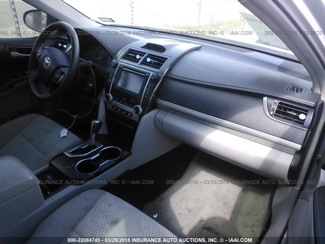 4T1BF1FK8CU064494 - 2012 TOYOTA CAMRY SE/LE/XLE GRAY photo 5