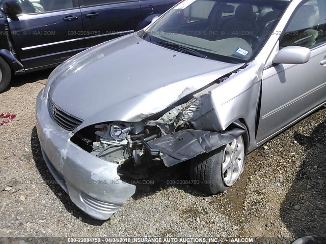 4T1BE30K55U085829 - 2005 TOYOTA CAMRY LE/XLE/SE SILVER photo 6