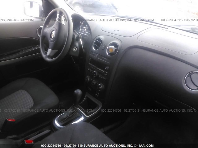 3GNBAAFW1BS561186 - 2011 CHEVROLET HHR LS SILVER photo 5