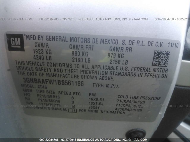 3GNBAAFW1BS561186 - 2011 CHEVROLET HHR LS SILVER photo 9