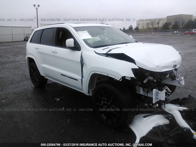 1C4RJFAG1JC256957 - 2018 JEEP GRAND CHEROKEE LAREDO WHITE photo 1