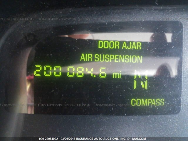 1LNHM81W5XY632203 - 1999 LINCOLN TOWN CAR EXECUTIVE SILVER photo 7