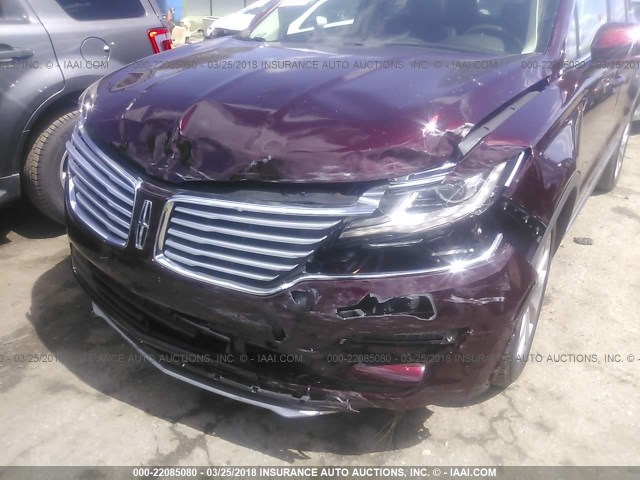 5LMCJ2C99HUL33407 - 2017 LINCOLN MKC SELECT BURGUNDY photo 6