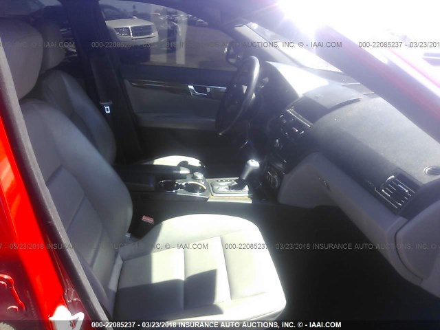 WDDGF56X38F063901 - 2008 MERCEDES-BENZ C 350 RED photo 5