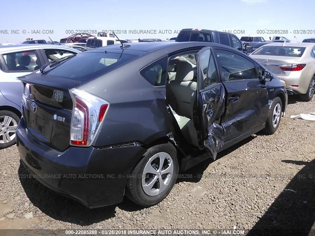 JTDKN3DU7D1638982 - 2013 TOYOTA PRIUS GRAY photo 4