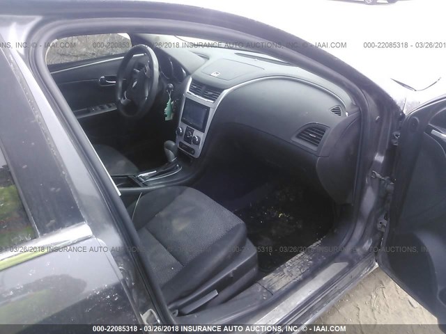 1G1ZC5EB7A4164922 - 2010 CHEVROLET MALIBU 1LT 灰色 照片 5