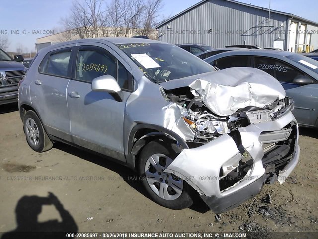 3GNCJKSB3HL209274 - 2017 CHEVROLET TRAX LS SILVER photo 1