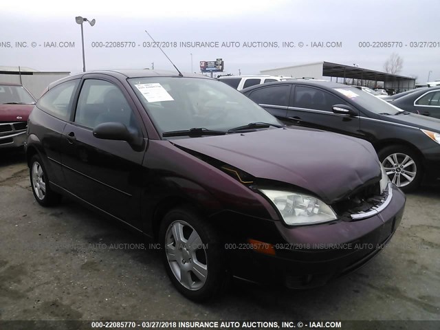 1FAHP31N37W233474 - 2007 FORD FOCUS ZX3/S/SE/SES MAROON photo 1