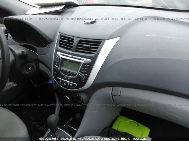 KMHCT4AE0DU322587 - 2013 HYUNDAI ACCENT GLS/GS BLACK photo 5